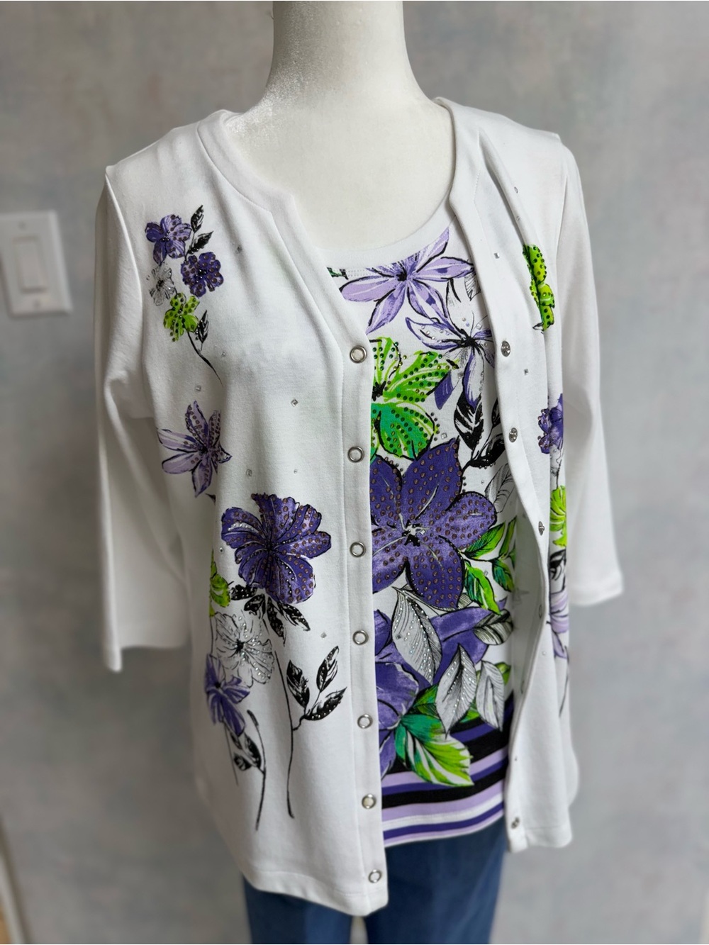 Quacker Factory 2 pc Sweater & Tank Set Purple & Green Floral -Bling Rhinestones